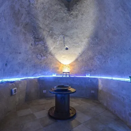 In Medio Matera